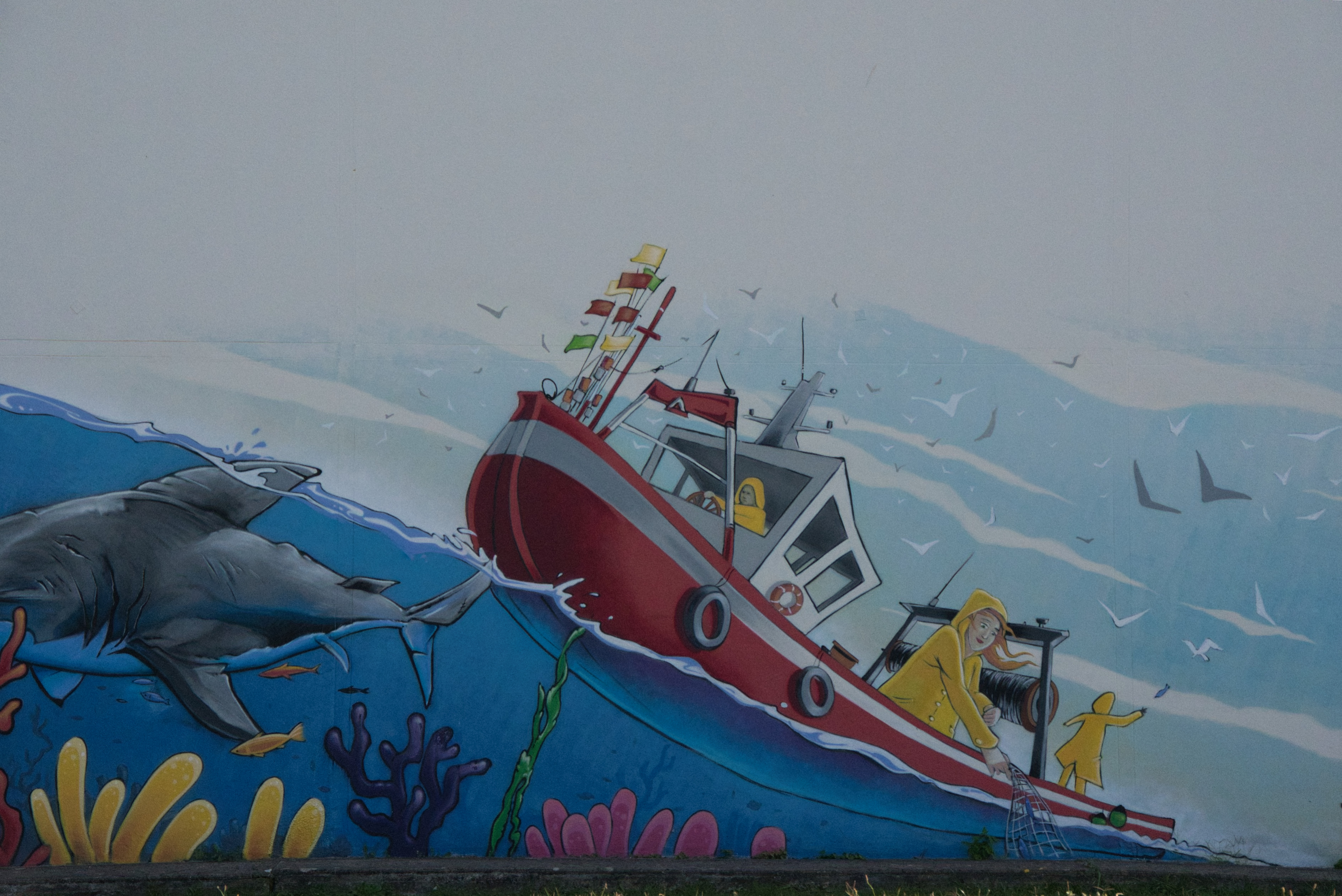 Réalisée en juillet 2022, cette fresque monumentale est le fruit d'une collaboration artistique entre les services techniques de la ville de Saujon , l'artiste Rémy Bluteau (2)
