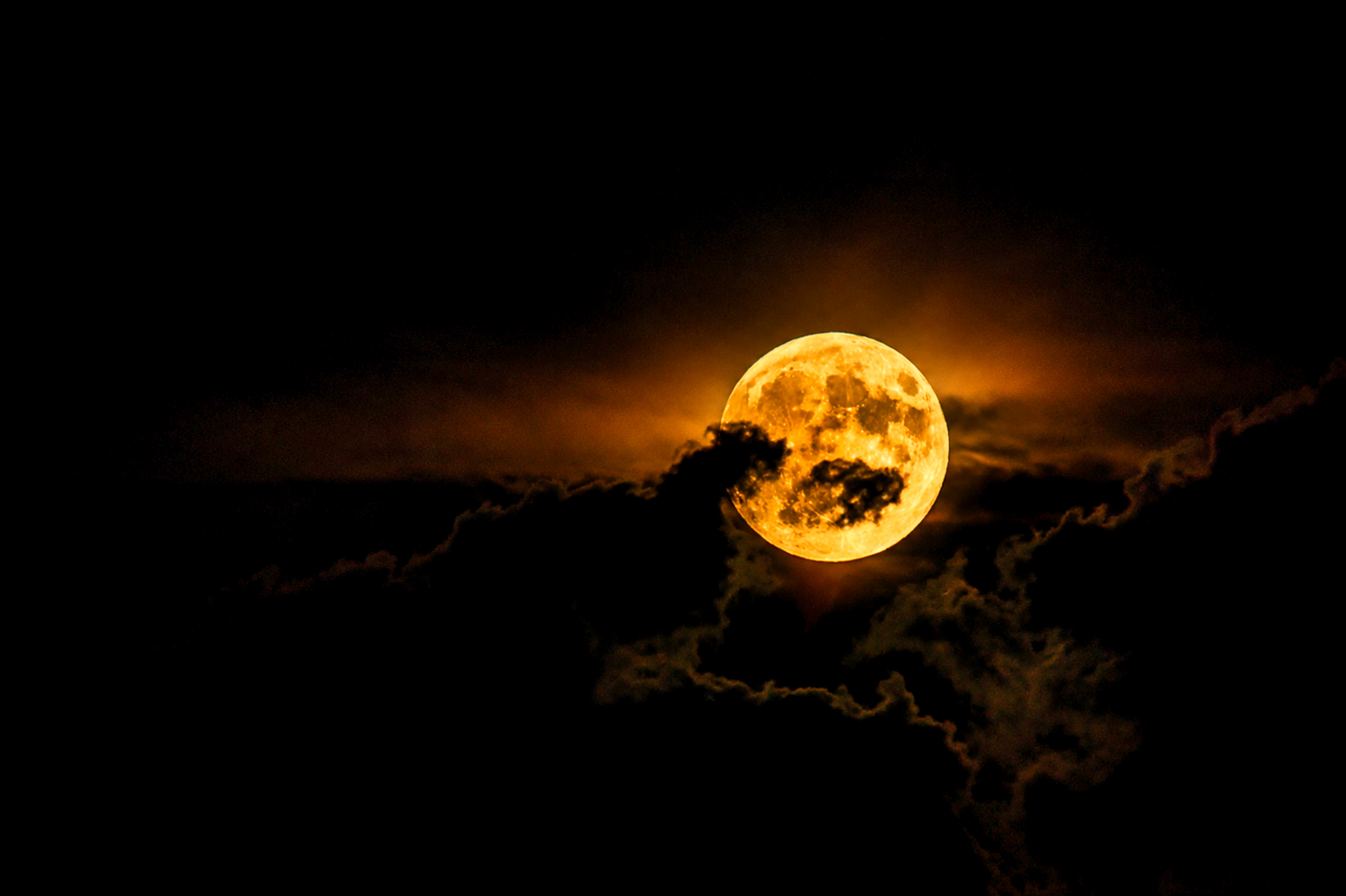 Le visage secret de la Lune (3)